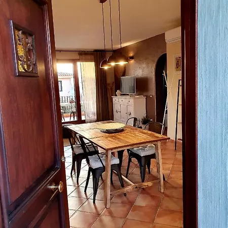 Semesterbostad Spazioso Con Terrazza A Due Passi Dal Centro Villasimius