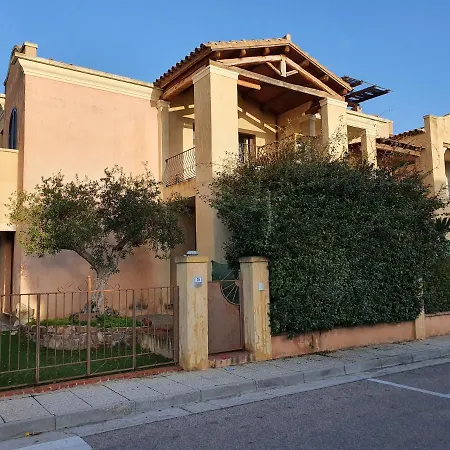 Spazioso Con Terrazza A Due Passi Dal Centro