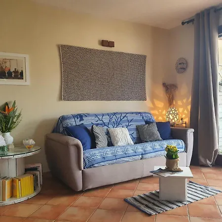 Holiday home Spazioso Con Terrazza A Due Passi Dal Centro Villasimius